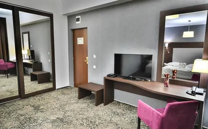 유로페카 4* 크라이오바